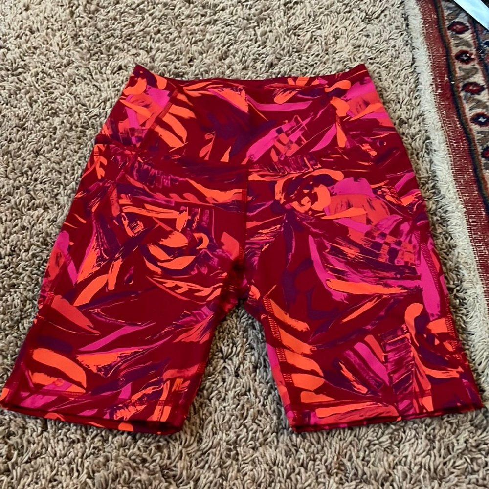 All in Motion bike shorts high rise XS
